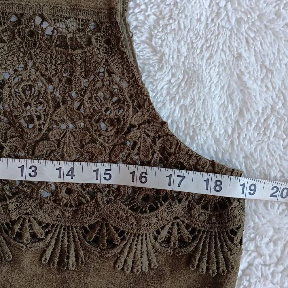 Colleen Lopez olive faux suede boho lace sleeveless duster - Picture 8 of 8